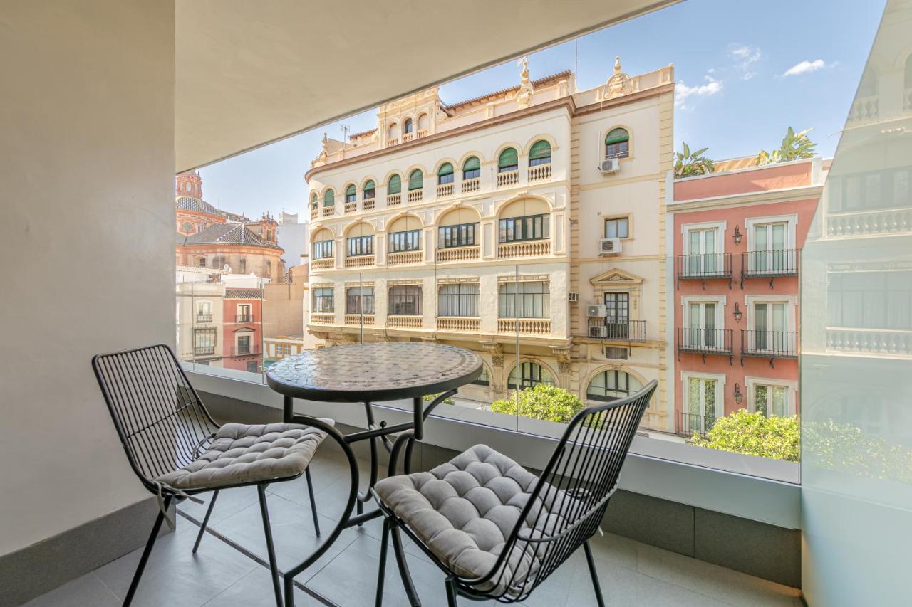Apartamento Sevilla Centro Bagian luar foto